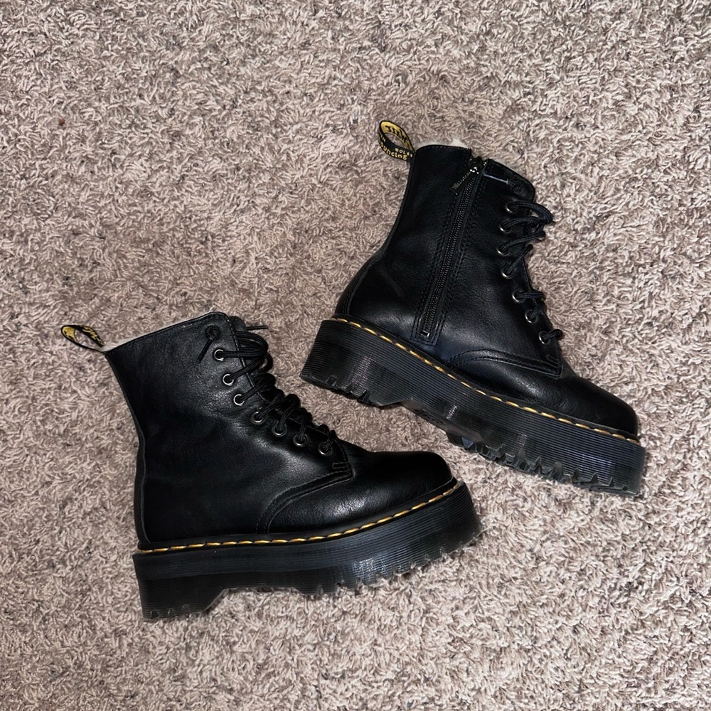 Dr. Marten Women’s Black Leather Fur Lined Winter Boots Jadon Platform - Picture 6 of 14